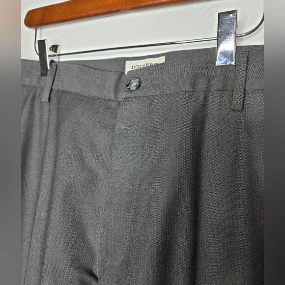 Men's Gray Straight Fit Dockers Pants Chevron Size 36 x 32 - Picture 3 of 8